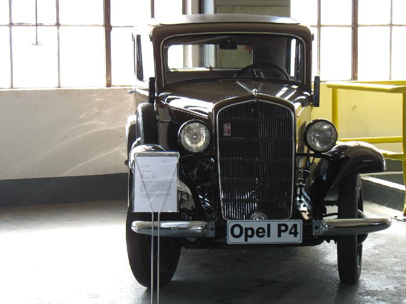 http://www.opel-p1.nl/meeting50jahr/opel%20museum/slides/IMG_3646.JPG